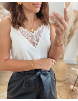 Top blanc à dentelle - Lilia